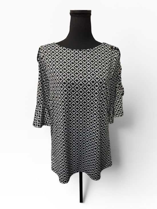 Above And Beyond Tops - Above & Beyond 1X Black White Geometric Tunic Bell Sleeve Eyelet Detail Top